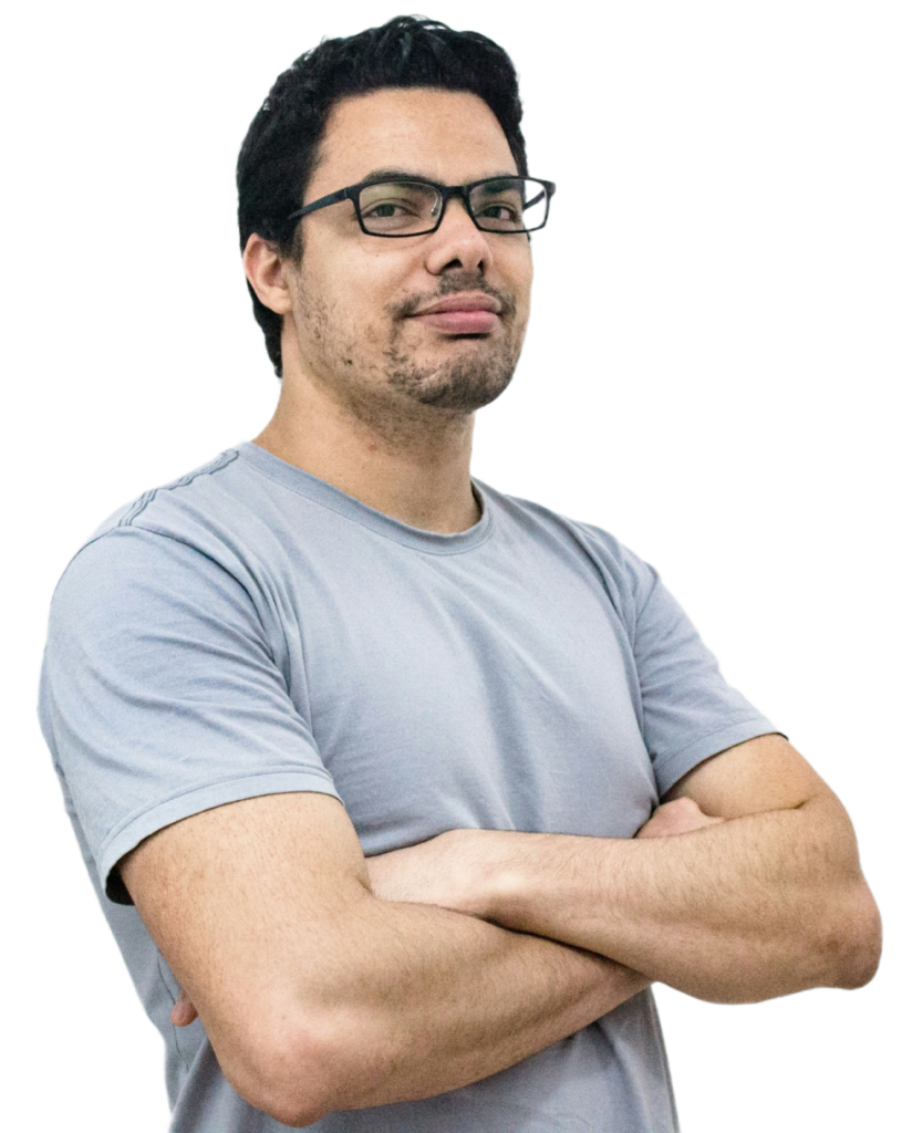 мужчина в очках